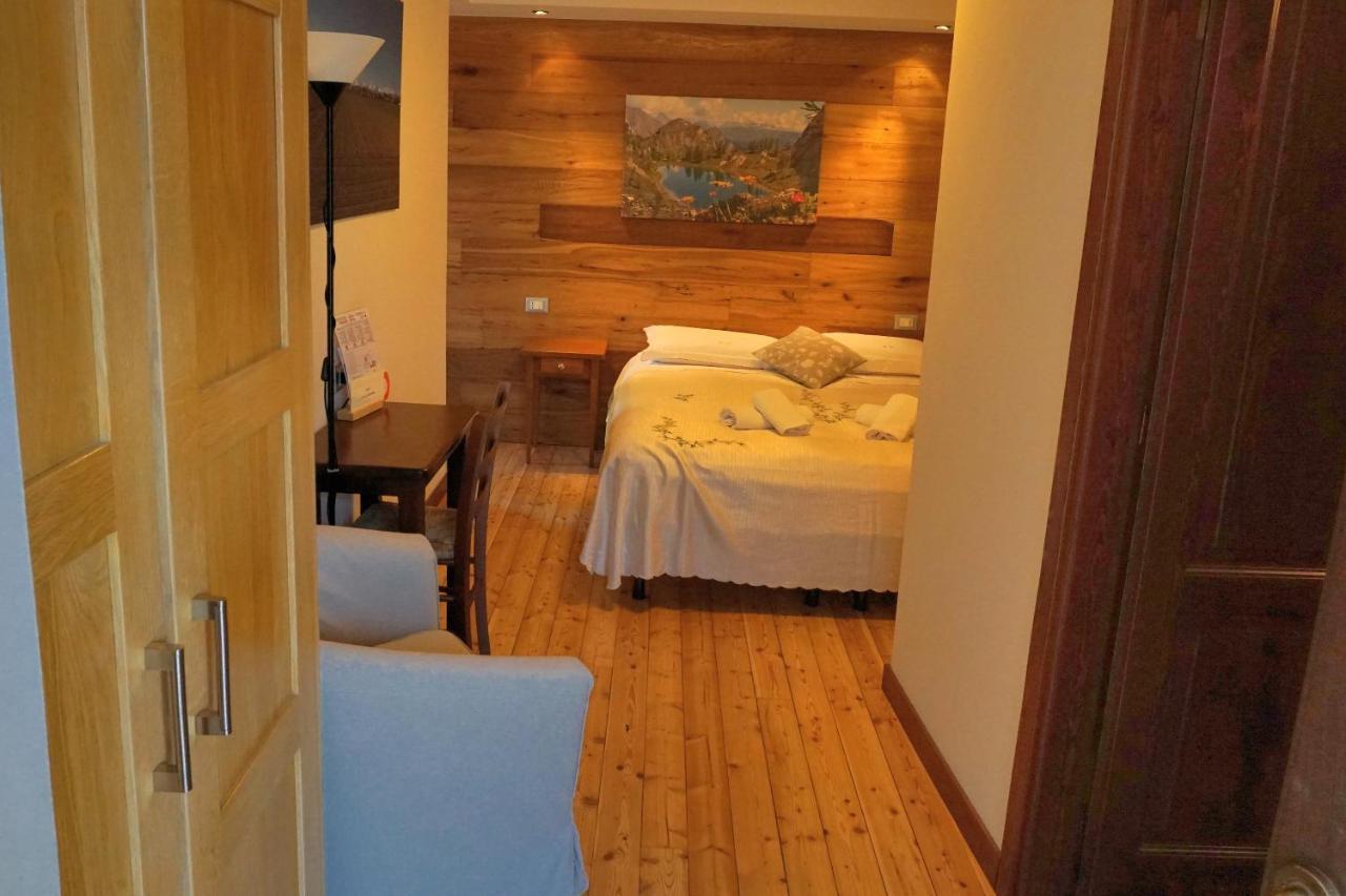 Pensione Albergo Diffuso Ceaglio Valle Maira Marmora Eksteriør billede
